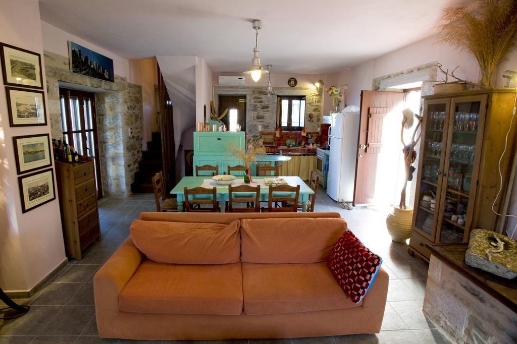 Benos Tower Villa Tsikkaliá Dış mekan fotoğraf